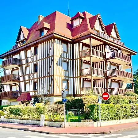 Apartment Echappee Chic - Balcon - 150 M Casino & *